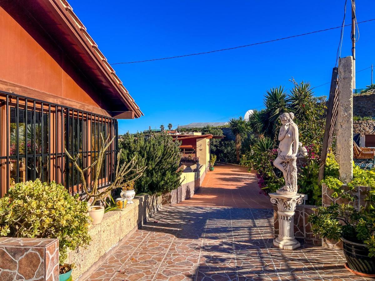 Exquisite Rural House With Garden, Pool And Sea Views Villa Arico Viejo Exterior photo